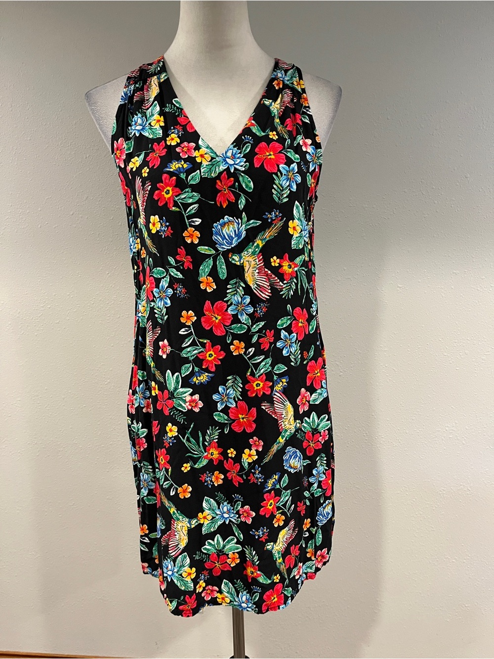 Old Navy Tropical Floral Sleeveless V-Neck miniDress size small